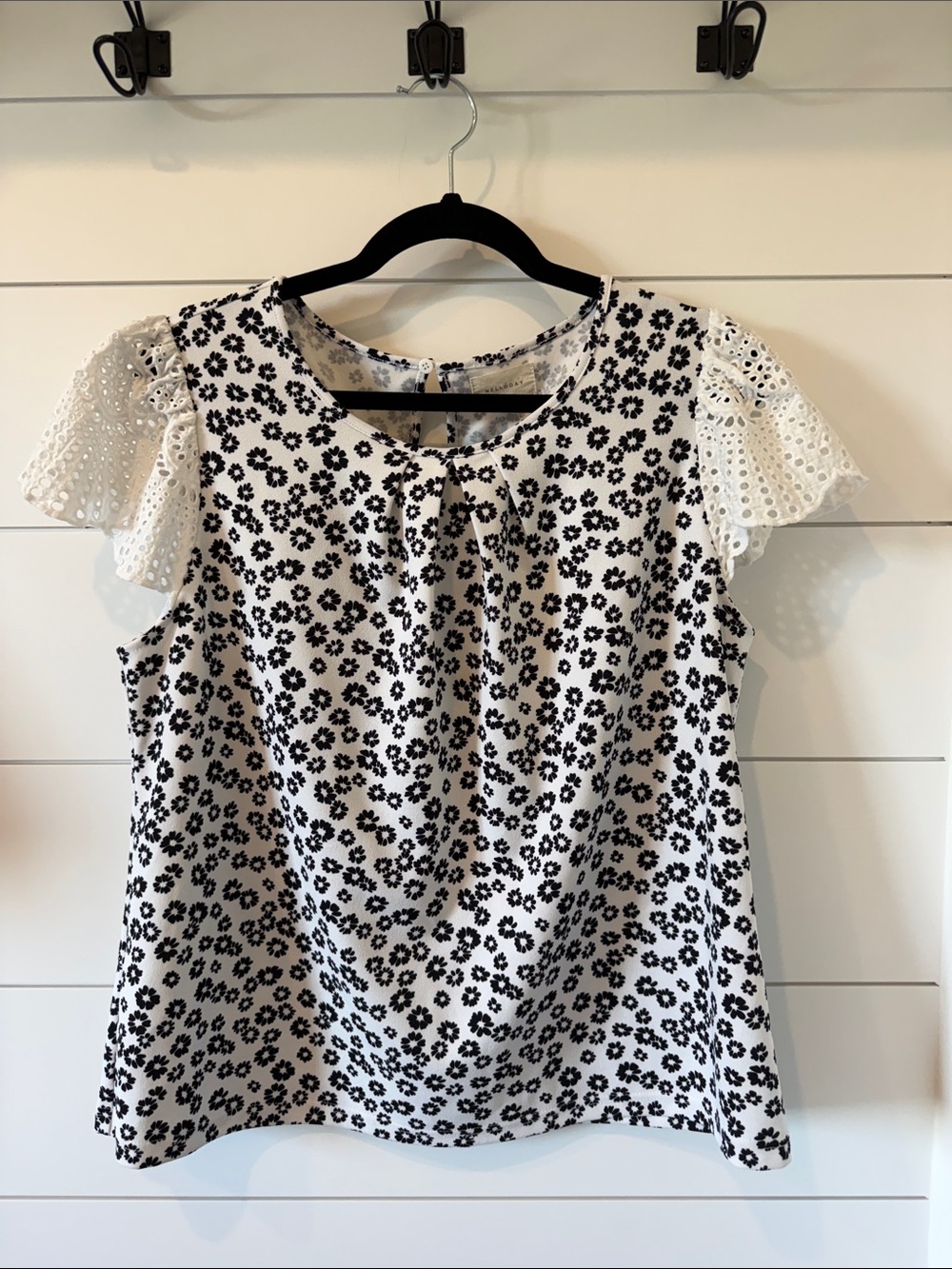 MELLODAY Anthropology Black / White Floral Scoop Neck Blouse Size XL